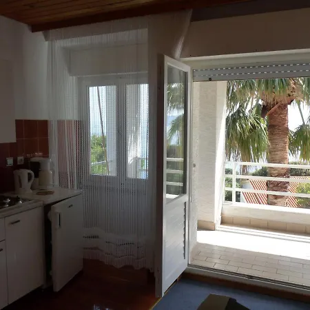 Carmen Apartamento Brela